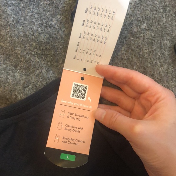 Shapermint Tank top - Picture 3 of 3